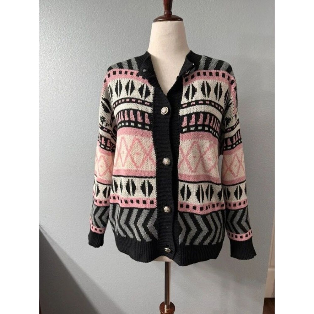 Sunday Up Equestrian Heritage Crest Button Jacquard Cardigan One Size